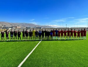 EBYÜ’nün ev sahipliği yaptığı “Üniversiteler Arası Bölgesel Ligler Futbol Turnuvası” başladı