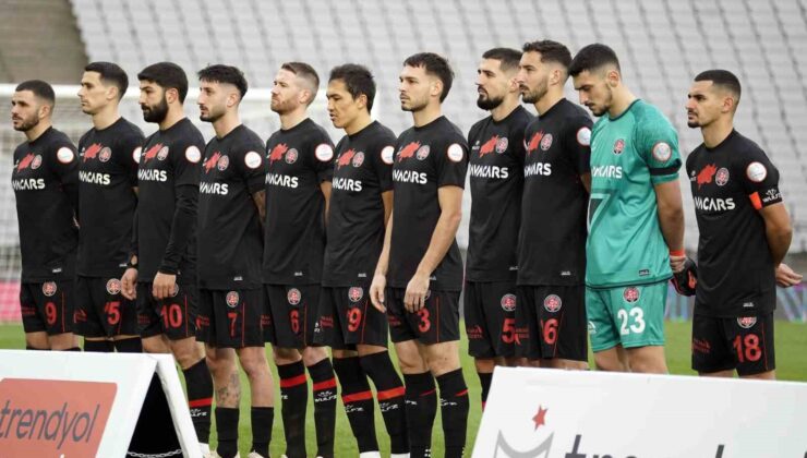 Fatih Karagümrük, ilk yarının en az gol yiyen 3. takımı