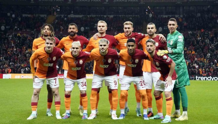 Galatasaray’da hedef yeni yıla kupa ile girmek