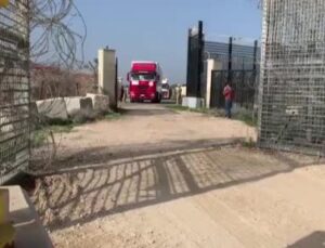 Gazze’ye giden yardımlar Kerem Şalom Sınır Kapısı’nda denetleniyor