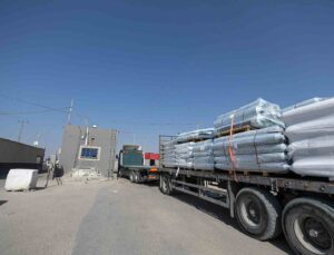 İsrail, Kerem Şalom Sınır Kapısı’nın Gazze’ye yardım girişi için açılmasına ilk defa izin verdi