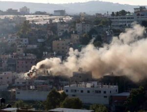 İsrail’den Batı Şeria’daki Nur Şems Mülteci Kampı’na saldırı: 6 ölü