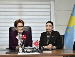 İYİ Parti Genel Başkanı Akşener il teşkilatını ziyaret etti