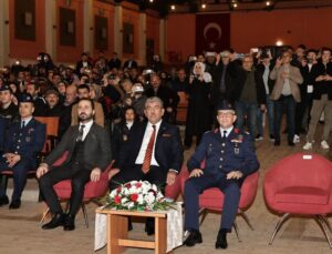 Kütahya Belediye Başkan Vekili Damcı yedek subayların yemin törenine katıldı