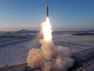 Kuzey Kore: “Kıtalararası balistik füze Hwasong-18, başarıyla test edildi”