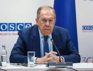 Lavrov: “Ukrayna’da çözüme dair bir sinyal yok”