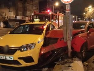 Maltepe’de alkollü sürücü ticari taksiye çarptı: 1 yaralı