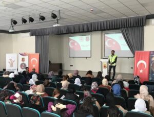Mardin’de ’Bağımlılıkla Mücadele Çalıştayı’ başladı