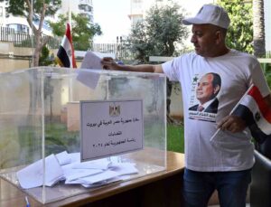 Mısır cumhurbaşkanlığı seçimi için sandık başında