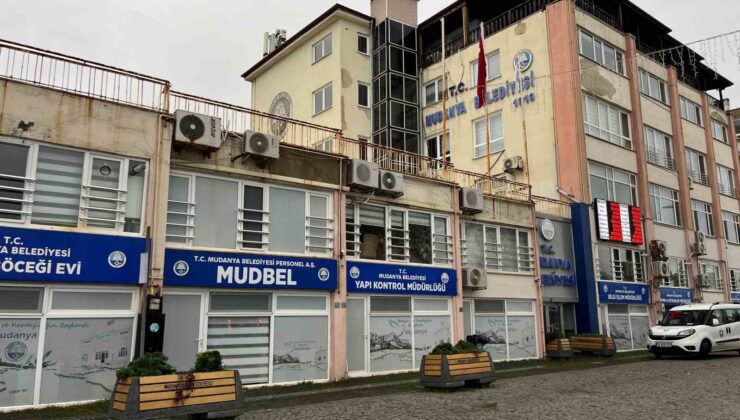 Mudanya Belediye binası tahliye ediliyor