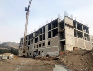 (ÖZEL) Sivrihisar Devlet Hastanesi ek binası inşaatı sürüyor