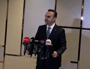 Sanayi ve Teknoloji Bakanı Fatih Kacır, Türkiye’nin ilk uzay yolculuğunun tarihini açıkladı