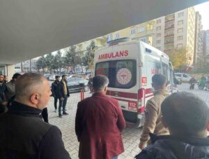Siirt’te çıkan bıçaklı kavgada 1 kişi ağır yaralandı