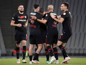 Trendyol Süper Lig: Fatih Karagümrük: 1 – İstanbulspor: 0 (İlk yarı)