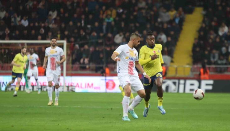 Trendyol Süper Lig: Kayserispor: 1 – Fenerbahçe: 2 (İlk yarı)