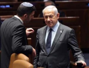 İsrailli bakandan Netanyahu’ya tehdit: Hükümet çökebilir