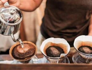Sabah aç karnına kahve içmenin ziyanları: Aç karna kahve içmek yararlı mı, zayıflatır mı?
