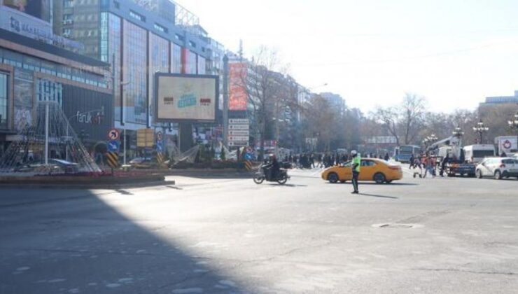 Ataşehir Belediyesi’nden ‘billboardlarda afiş yayınlatma’ argümanlarına açıklama