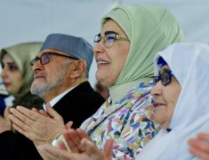Emine Erdoğan, “Büyüklerimiz Kıymetlerimiz Projesi”nin tanıtımına katıldı