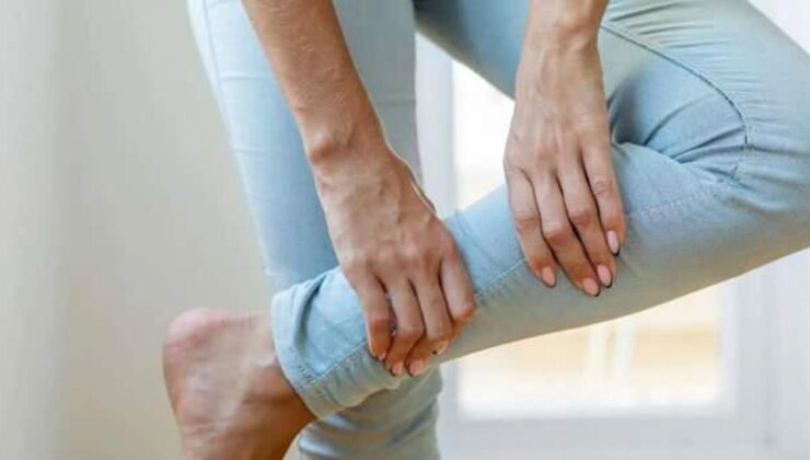 Huzursuz bacak sendromu belirtileri nelerdir? Huzursuz bacak sendromu nasıl geçer, ne uygun gelir?