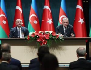 Lider Erdoğan ve Aliyev imzaladı! Türkiye ve Azerbaycan’dan tarihi adım