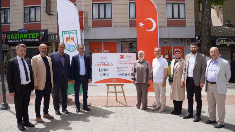 İznik'te Yöresel Lezzetler Haftası Coşkulu Kutlamalarla Başladı