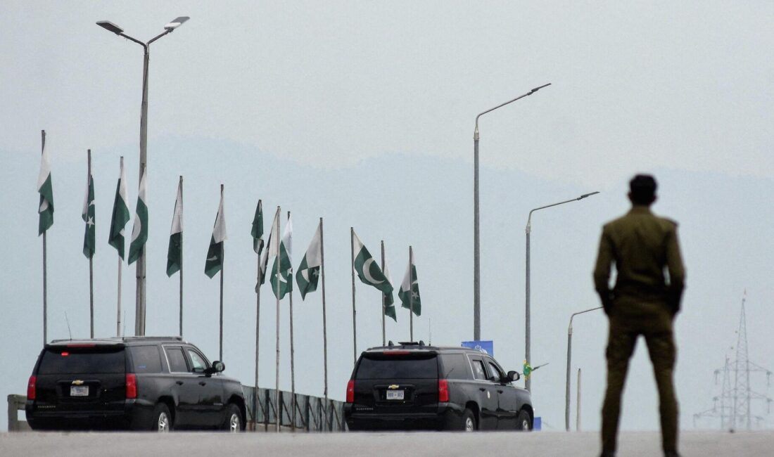 ABD, Pakistan'ın Peşaver Başkonsolosluğunu kapatıyor. Detaylar ve etkileri hakkında bilgi