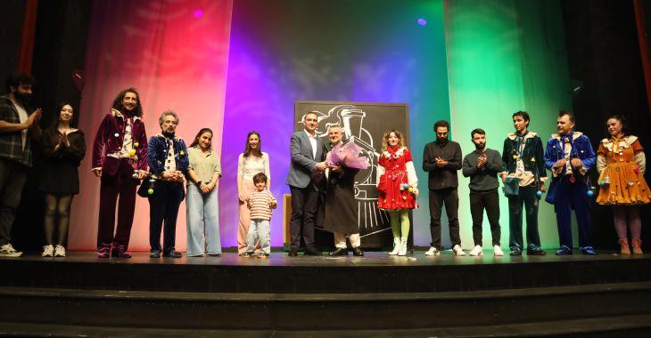 Bursa Büyükşehir Belediyesi Şehir Tiyatrosu’nun yeni çocuk oyunu ‘Birimiz Hepimiz’,