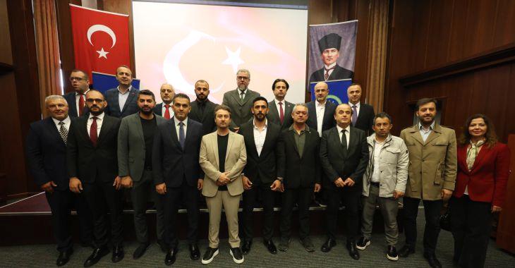 Bursa’nın sporcu fabrikası Bursa Büyükşehir Belediyespor Kulübü’nde kongre heyecanı yaşandı.