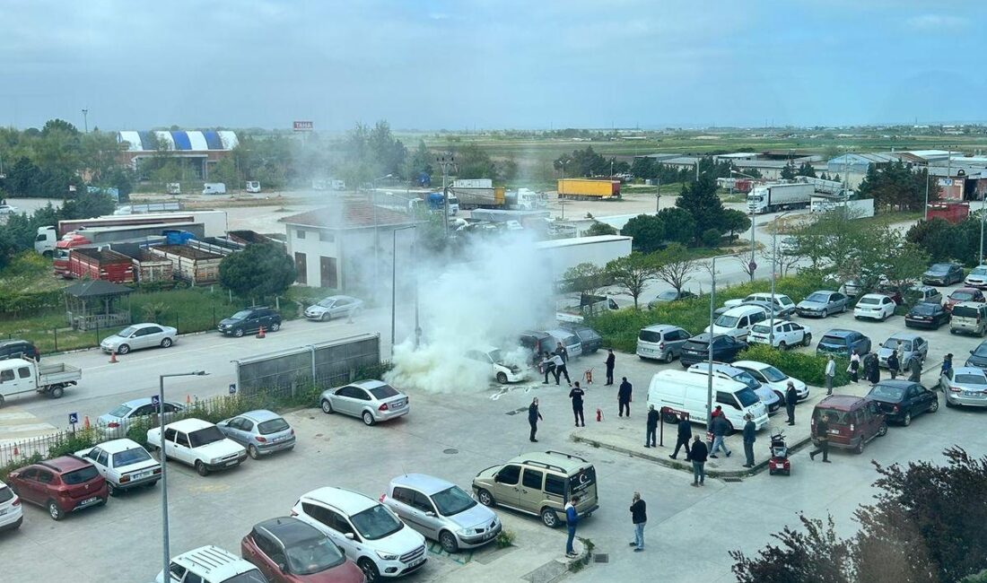 Bursa Karacabey'de meydana gelen otomobil yangını hakkında detaylı bilgi, olayın