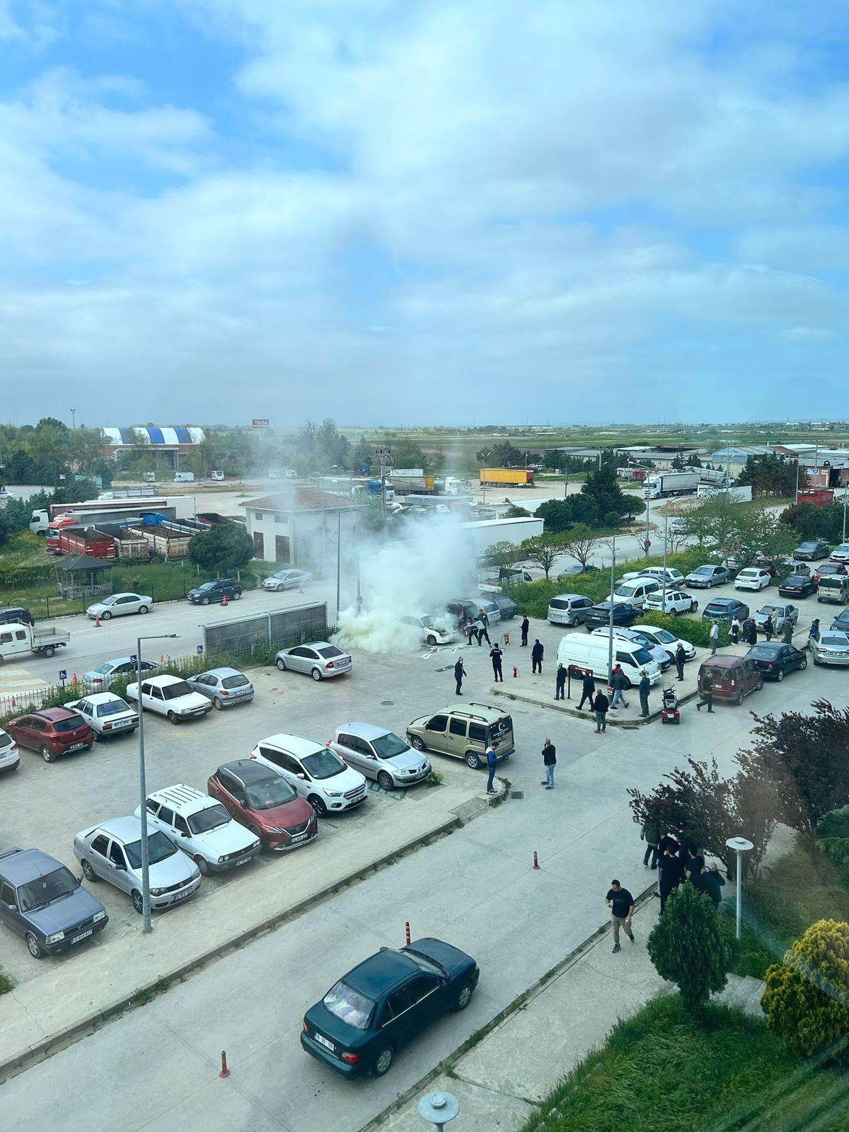Bursa Karacabey'de meydana gelen otomobil yangını hakkında detaylı bilgi, olayın