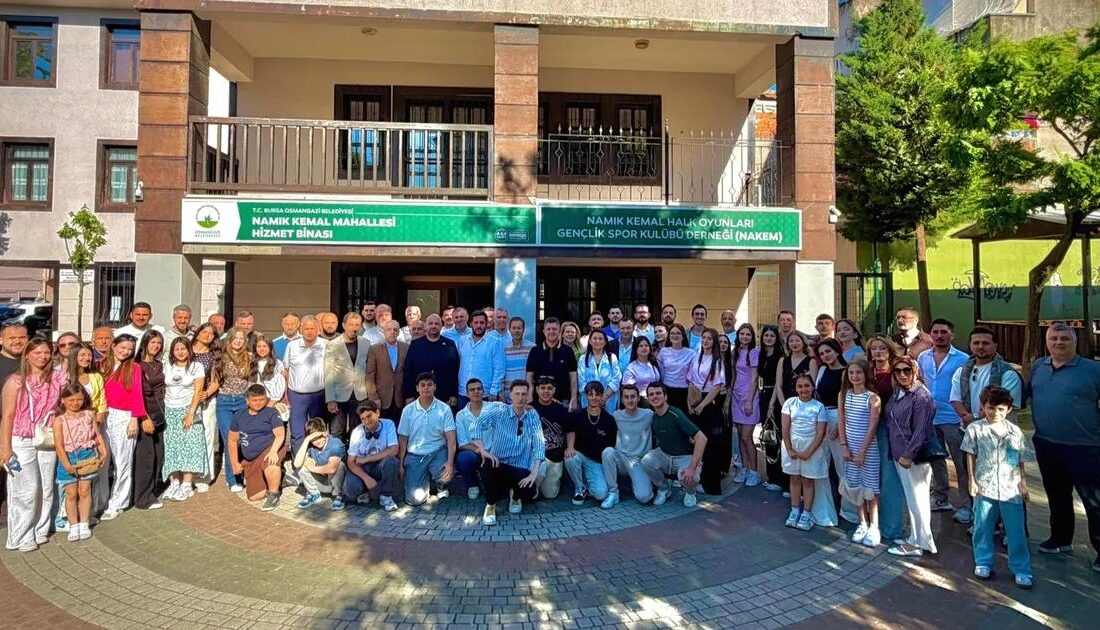 Bursa Rumeli Camiası, Bayram coşkusuyla buluştu. Gelenekler ve birliktelikle dolu