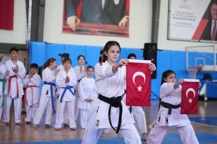 Bursa Yenişehir’de 19 Mayıs Kutlamaları