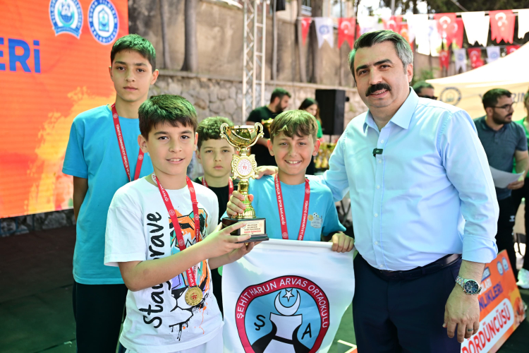 Bursa Yıldırım'da Gençlik Festivali Coşkusu