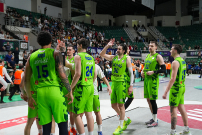 Bursa’da Basketbol Heyecanı Nefes Kesti