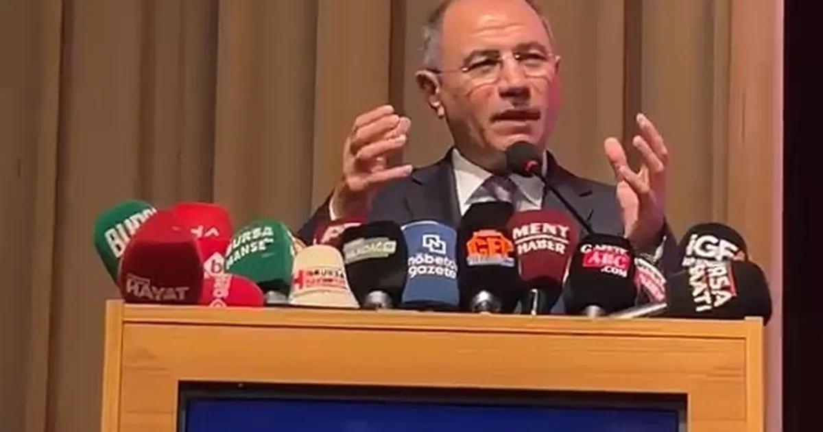 Bursa'da düzenlenen bayramlaşma programı, yoğun katılımıyla başlamış olup, toplumsal birlik