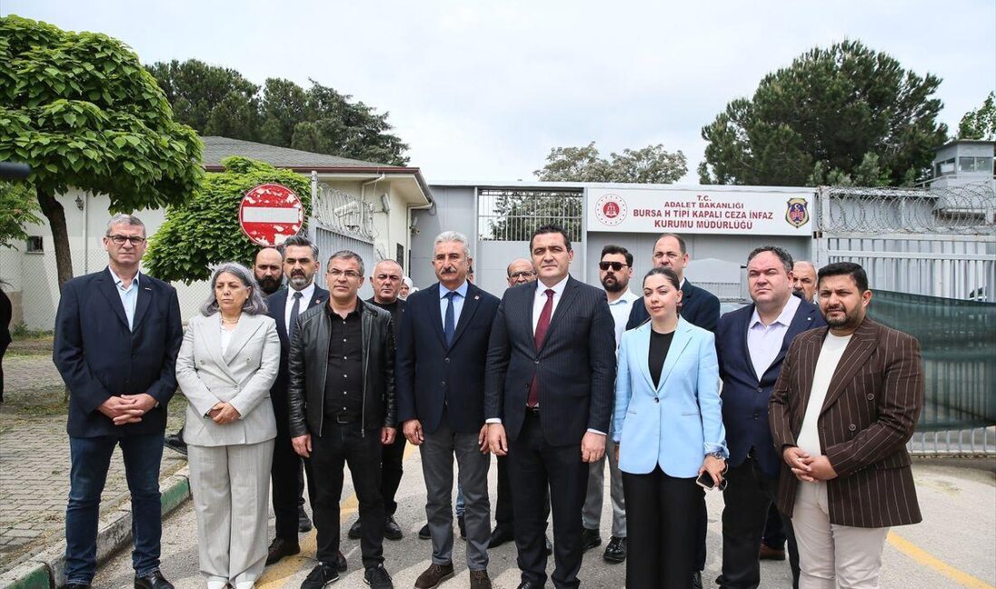 Bursa'da Belediye Başkanı Bozbey'e gerçekleştirilen resmi ziyaret ve güncel gelişmeler