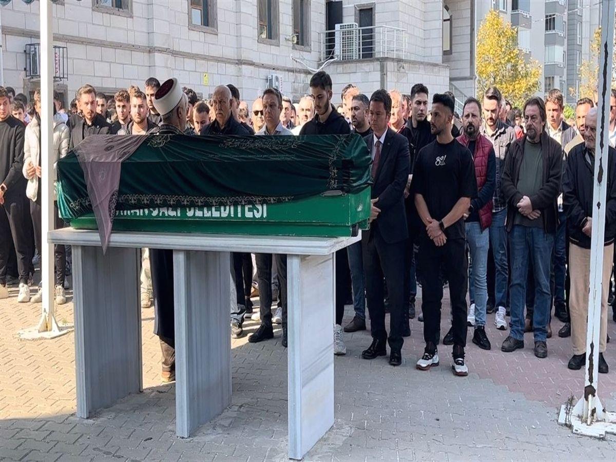 Bursa'da boşanma cinayetiyle ilgili yasal cezaları, mahkeme kararlarını ve hukuki