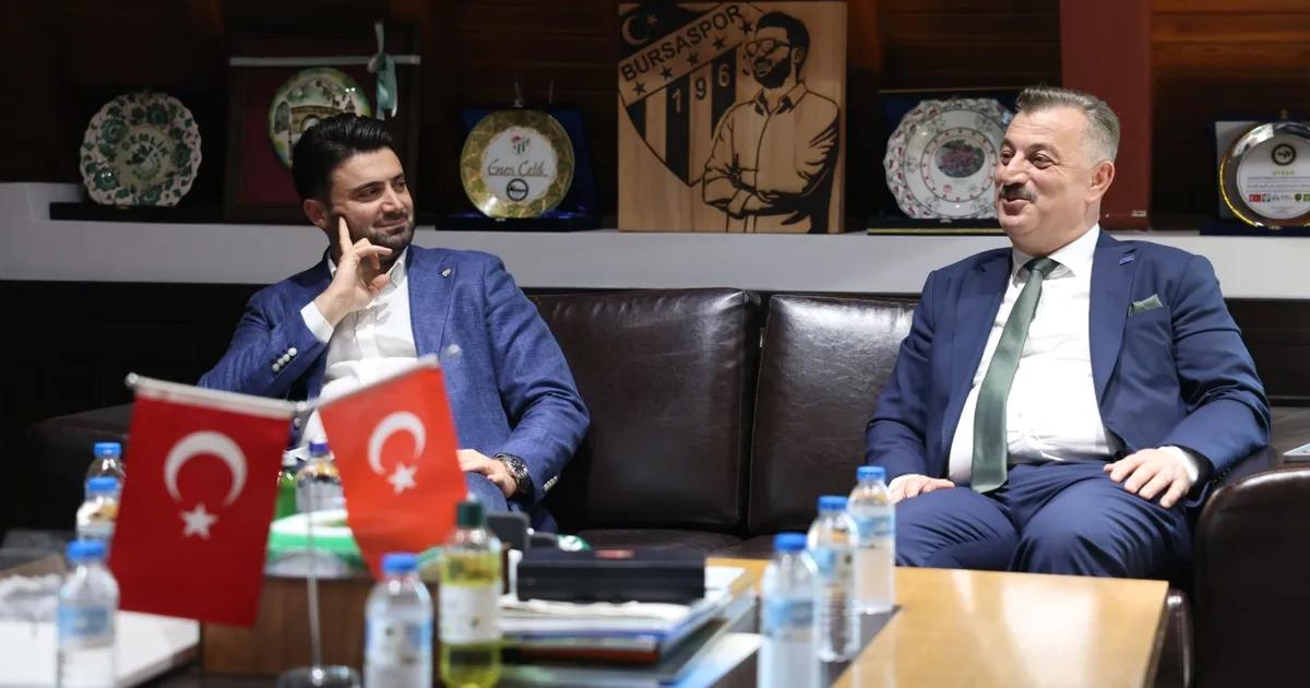 Bursa'da Bursaspor'un şampiyonluk sevinci ve kutlamalarıyla ilgilendiğiniz haberler, detaylar ve