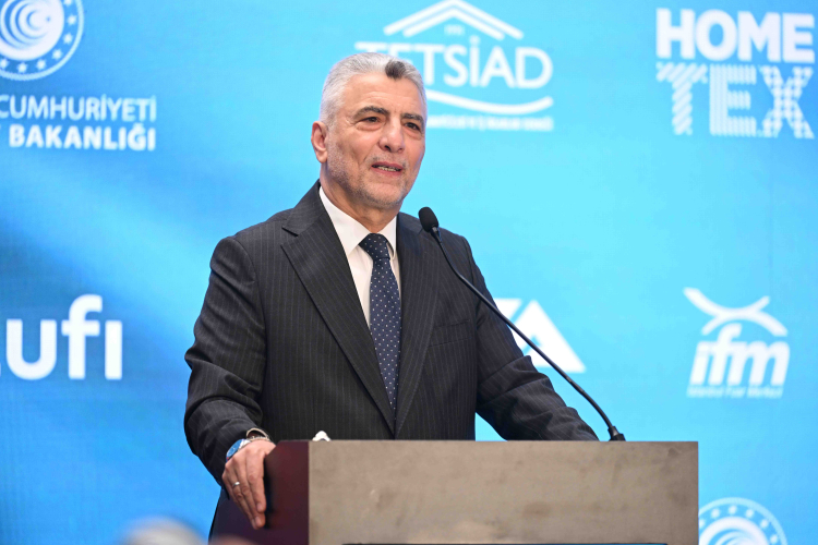 Bursa'da Büyük Tekstil Fuarı Açıldı