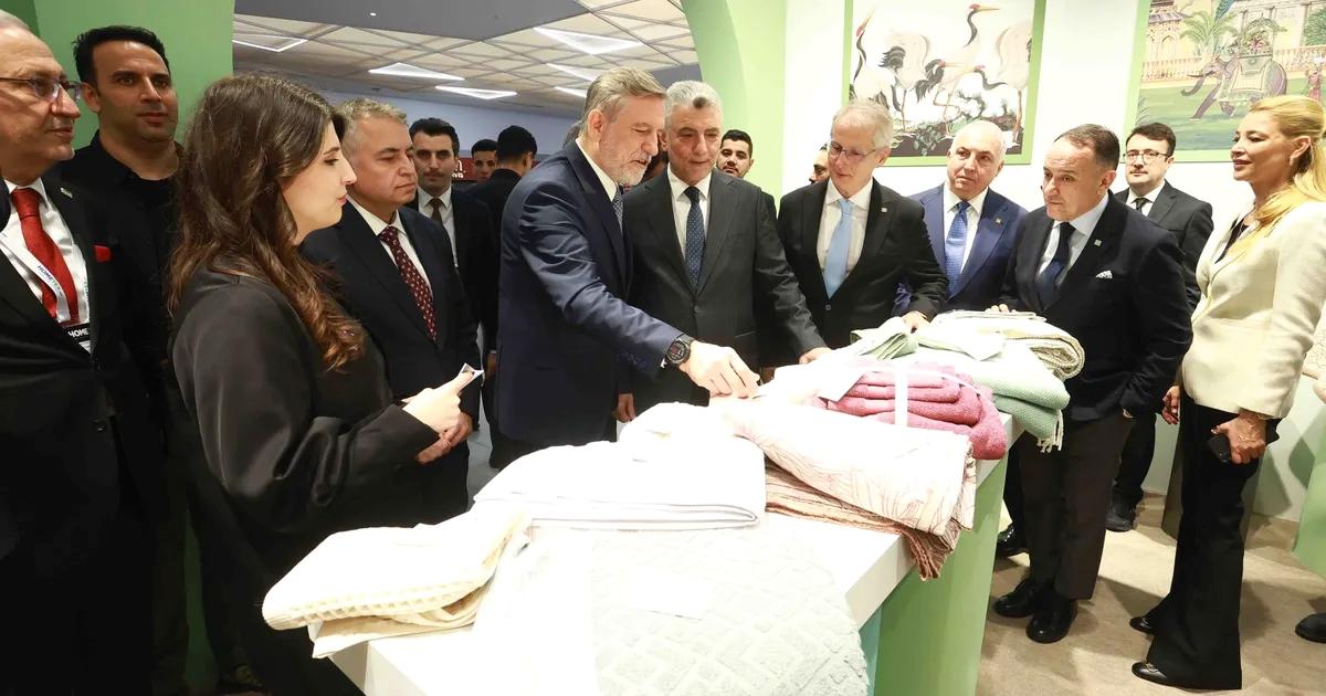 Bursa'da düzenlenen büyük tekstil fuarı başladı. Tekstil sektörünün önde gelen