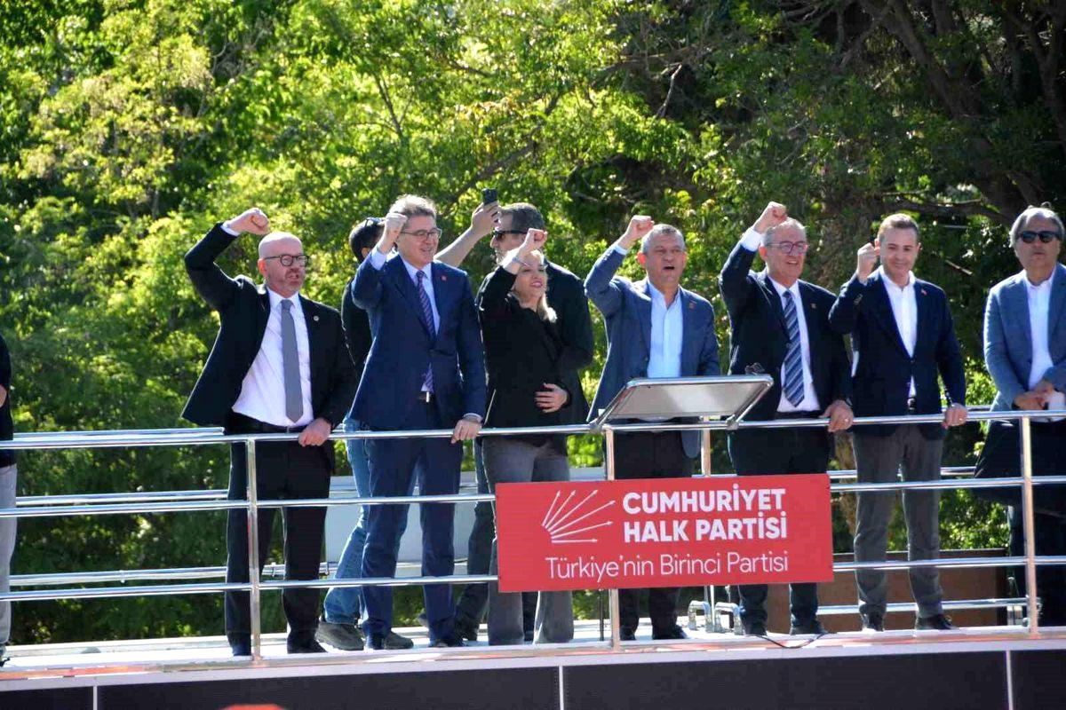 Bursa'da çevre yolu çalışmalarında hız kazanıldı. Gelişen projelerle şehrin ulaşım