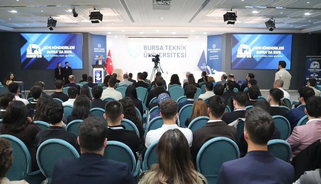 Bursa'da düzenlenen Denizcilik Forumu, sektör temsilcileri ve ilgililerin yoğun ilgisiyle