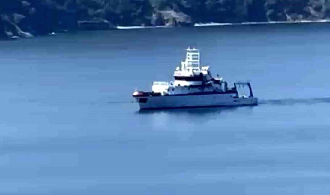 Bursa'da deprem riski araştırmaları kapsamında faaliyet gösteren araştırma gemisi, güvenliğin