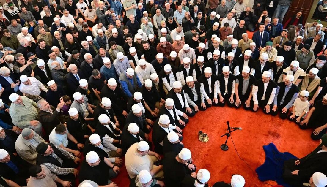 Bursa’da Erguvan Bayramı coşkusu, renkli etkinlikler ve geleneklerle dolu bu