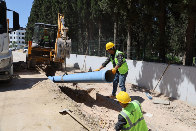 Bursa'da İçme ve Yağmur Suyu Hattı Çalışmaları