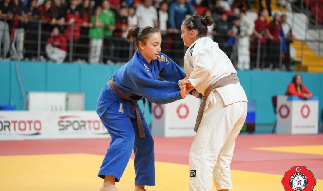 Bursa'da judoda iki kardeş, üstün başarılarıyla dikkat çekiyor ve spor