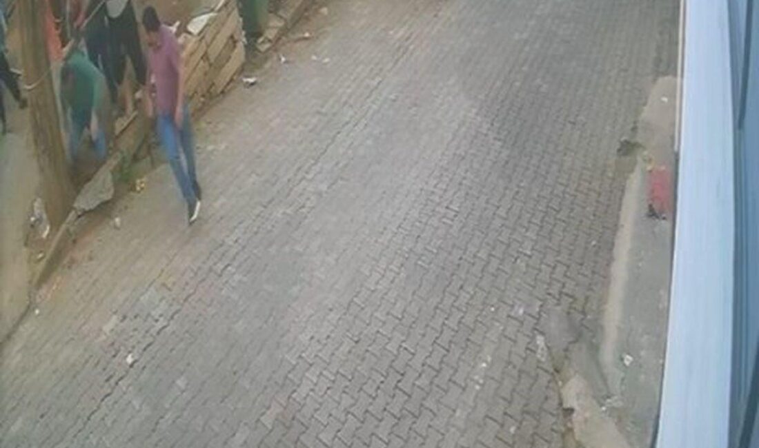 Bursa'da kaçan boğa kameraya yansıdı. Olayla ilgili detaylar ve güvenlik