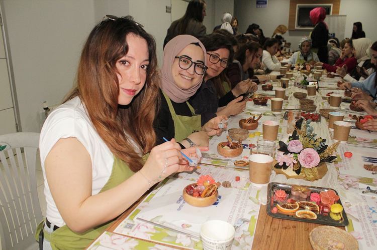 Bursa'da Kadın Mühendisler Anneler Günü'nü kutladı