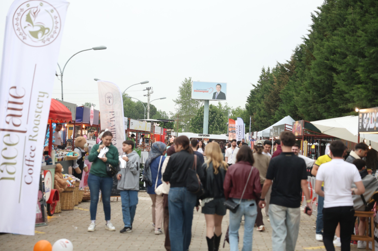 Bursa'da Kahve Festivali Renkli Anlar Yarattı